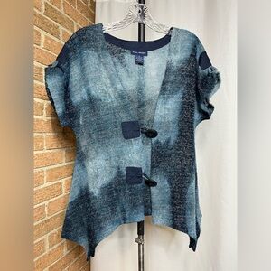 SML Sport blue watercolor short sleeve cardigan sweater vest - Small